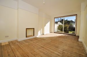 Photo 16- click for photo gallery